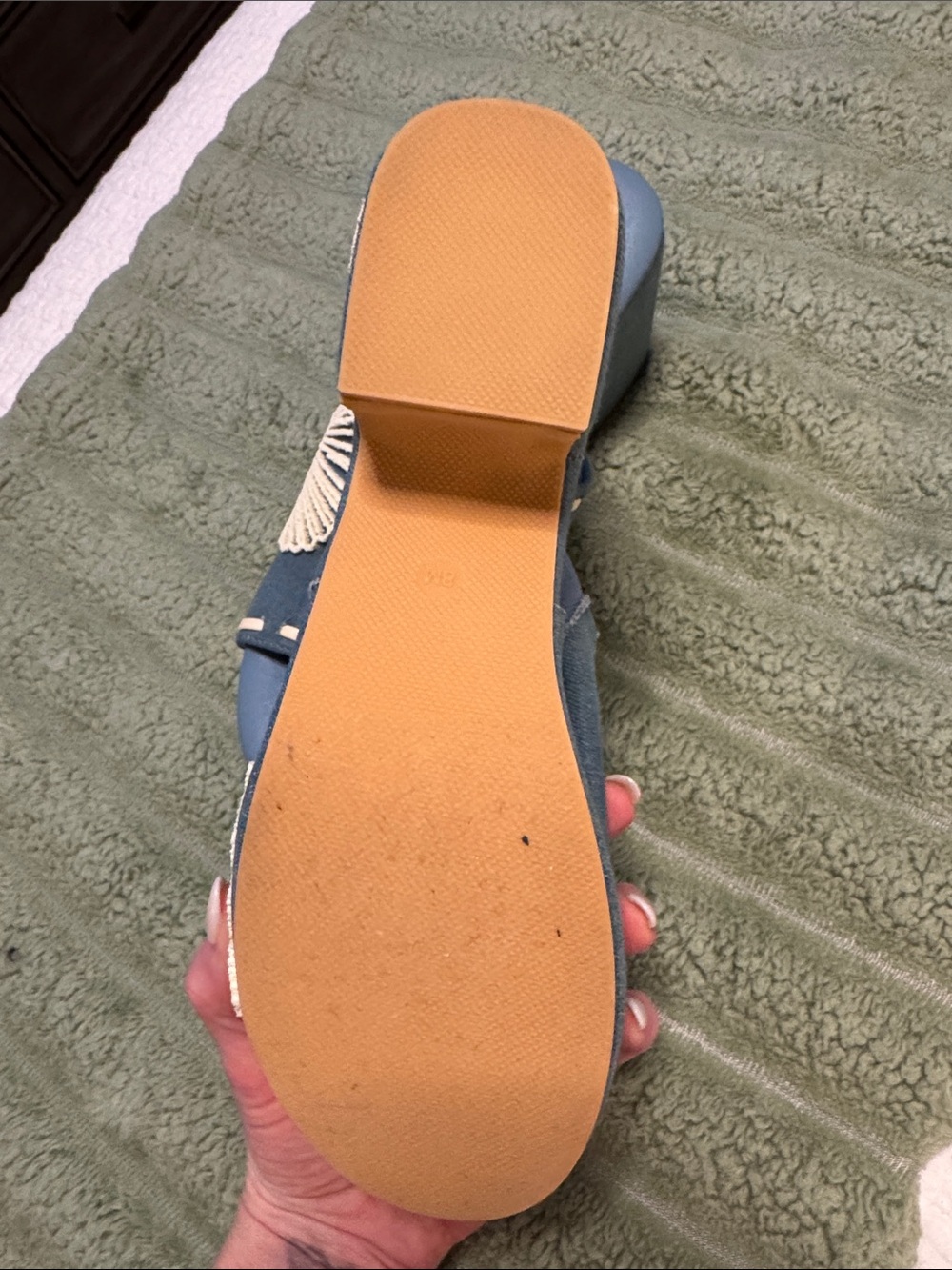 NWOT Anthropologie Blue Canvas Embroidered Shell Mule Slides/heels - Picture 5 of 11